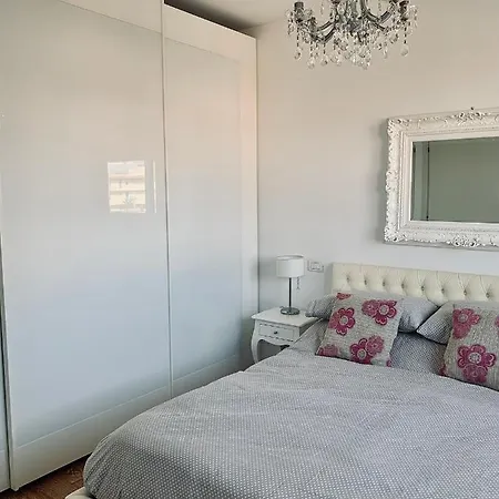 Apartment Incantevole A *